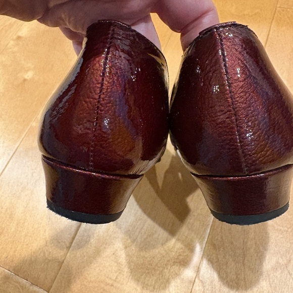 Hispanitas patent leather shoes burgundy small heel Spain 38 or 7 - Picture 5 of 7